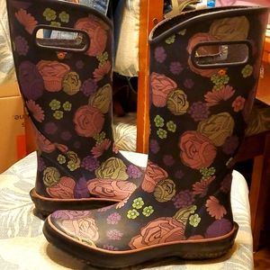 Womens Purple Floral BOGS Rain Boots